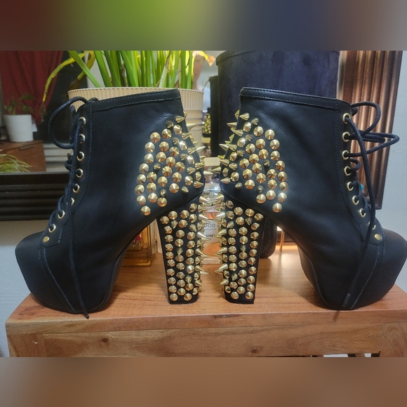 Jeffrey Campbell Shoes - Jeffrey Campbell Spike LITA Black Leather With Gold Spikes Size 6